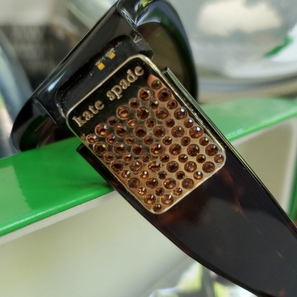 EUC, ♠️ Kate Spade ♠️ Sunglasses W/Case - Picture 2 of 12